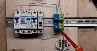 Установка устройства защитного отключения в Губахе в октябре